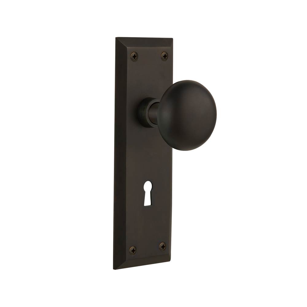 Nostalgic Warehouse Nostalgic Warehouse New York Plate with Keyhole Passage New York Door Knob in Oil-Rubbed Bronze